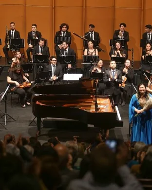 Chopin and Beyond: Executive Piano Paradise Valley