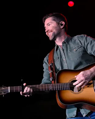 Josh Turner Chandler