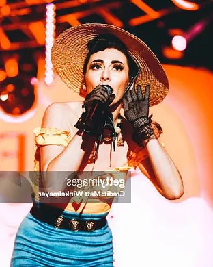 Qveen Herby Phoenix